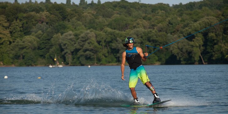 Wakeboarding nebo vodní lyže na Těrlické přehradě: 1 či 2 hodiny v kuse i 30 jízd kdykoliv