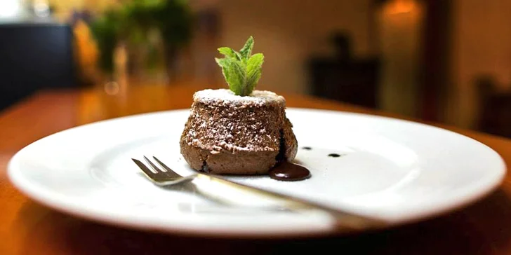 Až 8 dní v rodinném hotelu v Jizerkách: denně snídaně a dezert menu k tomu