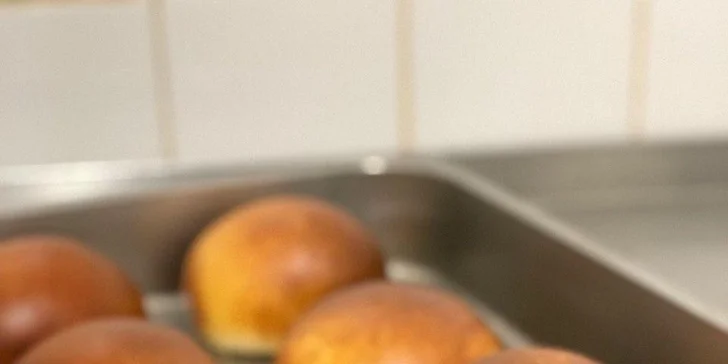 Burger dle výběru: hranolky či coleslaw i domácí omáčka pro 1 nebo 2 osoby