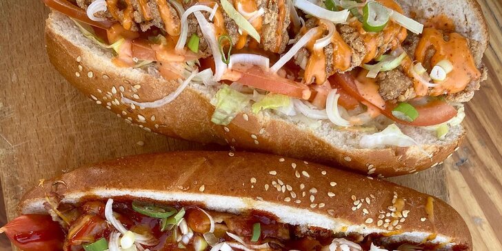 Hot dog podle výběru, hranolky a omáčka pro jednoho či dva na Dejvické
