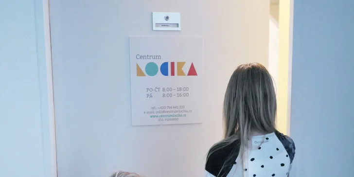 Podpořte dětství bez násilí: příspěvek na arteterapie i psychologa pro děti zažívající domácí násilí