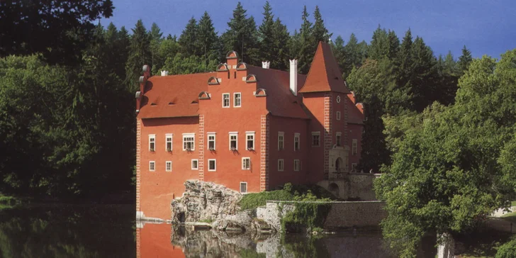 Výlet s prima programem: zámek Červená Lhota, Jindřichův Hradec i depo úzkokolejky