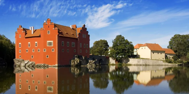 Výlet s prima programem: zámek Červená Lhota, Jindřichův Hradec i depo úzkokolejky