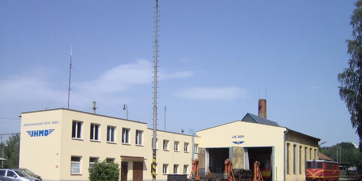Výlet s prima programem: zámek Červená Lhota, Jindřichův Hradec i depo úzkokolejky