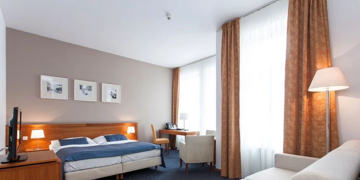 Ubytování a snídaně v hotelu pár kroků od O2 areny: 3 různé pokoje, 1–7 nocí, až 4 osoby