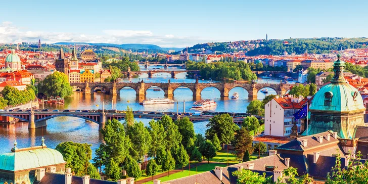 Pobyt ve 4* hotelu na Václavském nám.: snídaně i večeře a okružní jízda