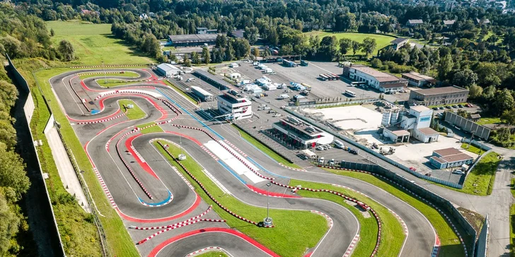 Jízda v Porsche na závodním okruhu SteelRing Třinec