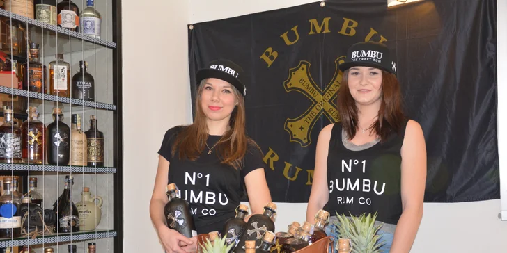 Nevšední zážitek: flambovaný ananas nebo banán a k tomu káva Tonino Lamborghini