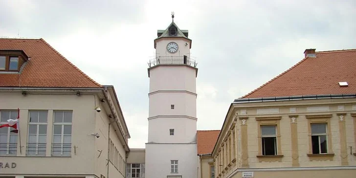 Do Trenčína a za Čachtickou paní: jednodenní výlet busem, termín v týdnu i o víkendu