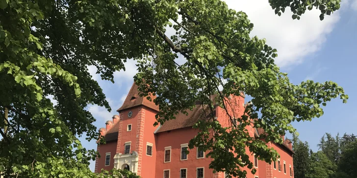 Výlet s prima programem: zámek Červená Lhota, Jindřichův Hradec i depo úzkokolejky