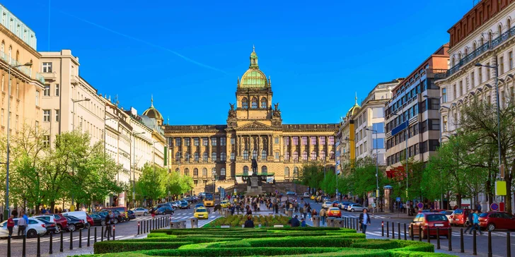 Pobyt ve 4* hotelu na Václavském nám.: snídaně i večeře a okružní jízda