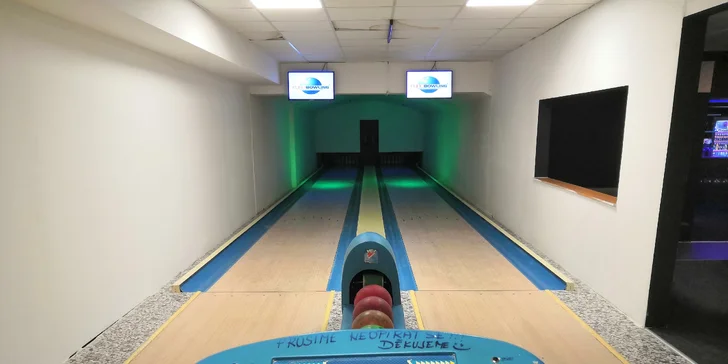 1 hod. bowlingu až pro 8 hráčů a 4 alkoholické drinky podle výběru