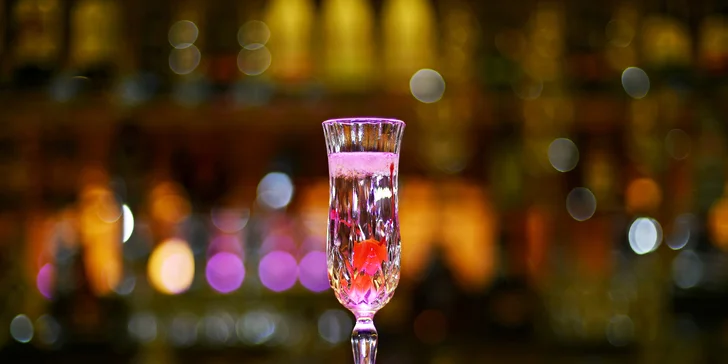 Drinky a drobné občerstvení pro 1 nebo 2 osoby v luxusní restauraci 5* Grand Hotelu Bohemia