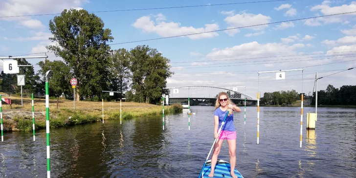 Skupinový kurz paddleboardingu pro začátečníky: vstup pro 1 až 4 osoby