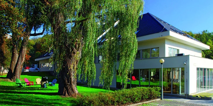 Příjemný pobyt ve 4* hotelu Michael: klidná část Prahy, snídaně a výlety