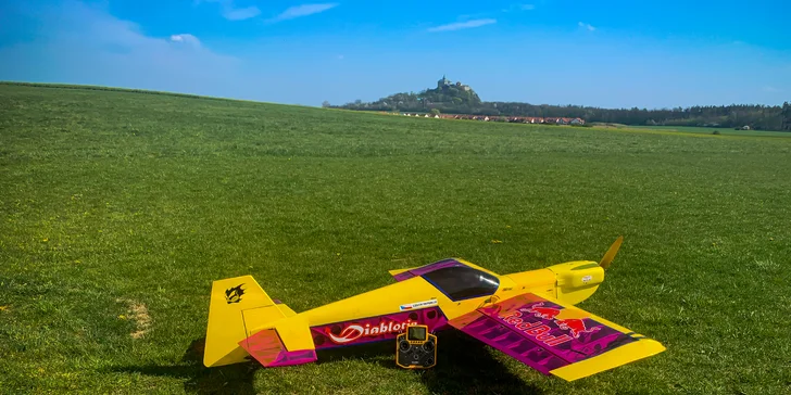 Pilotem RC modelu cvičného letounu nebo větroně, 1 či 2 hodinové lekce