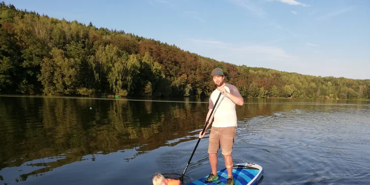 Skupinový kurz paddleboardingu pro začátečníky: vstup pro 1 až 4 osoby