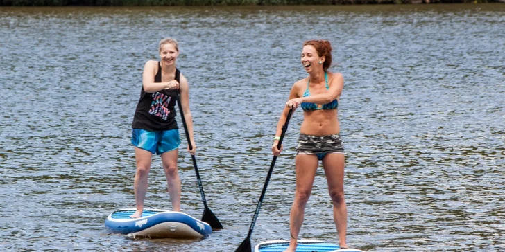 Skupinový kurz paddleboardingu pro začátečníky: vstup pro 1 až 4 osoby