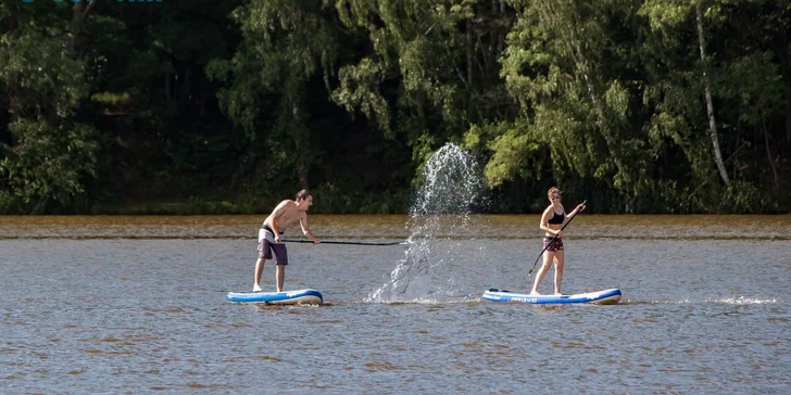 Skupinový kurz paddleboardingu pro začátečníky: vstup pro 1 až 4 osoby