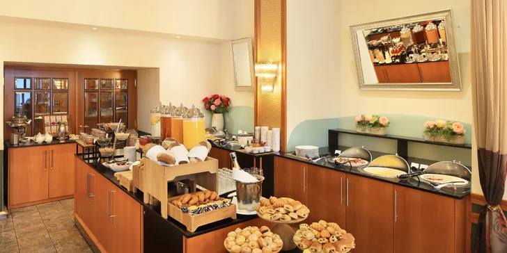 5* hotel v centru historické Prahy: krásné pokoje, romantická večeře i masáž