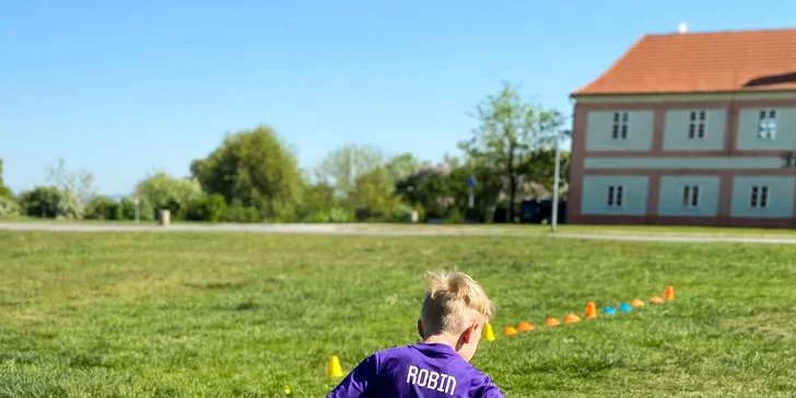 Profesionální individuální fotbalový trénink pro děti: 1–10 60minutových tréninků