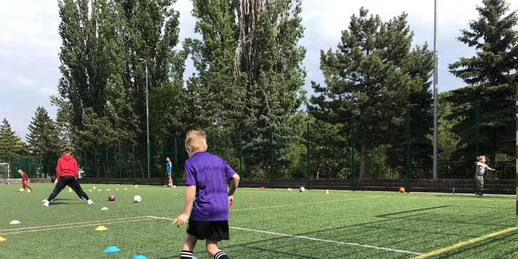 Profesionální individuální fotbalový trénink pro děti: 1–10 60minutových tréninků