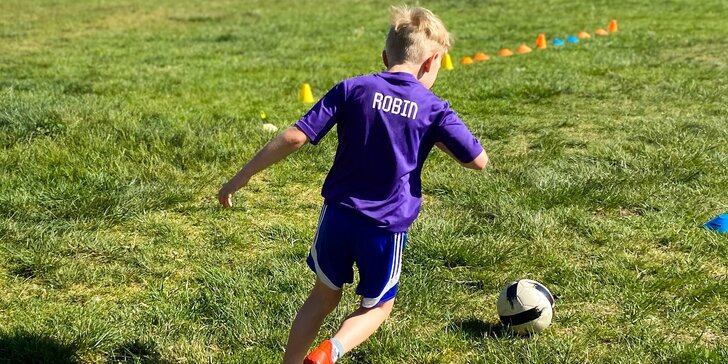 Profesionální individuální fotbalový trénink pro děti: 1–10 60minutových tréninků