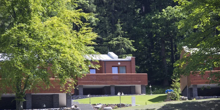 Beskydy pro 5 osob: 4* apartmánové domy resortu Čeladenka, bazén, wellness, bobová dráha