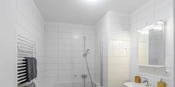 Dovolená v Praze: vybavené apartmány až pro 7 osob a snídaně nebo polopenze