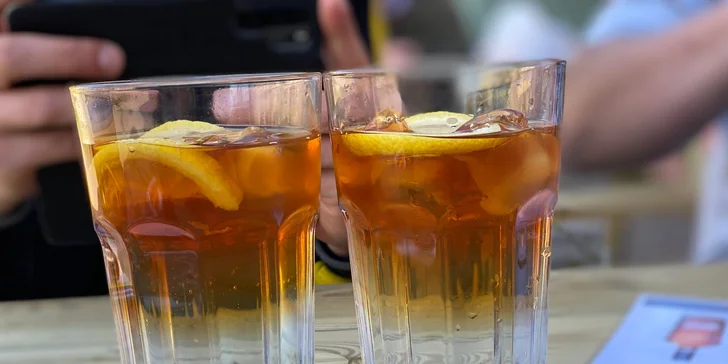 1 hod. bowlingu až pro 8 hráčů a 4 alkoholické drinky podle výběru
