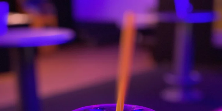 Vyzvedněte si drinky dle vlastního výběru na Stodolní ulici nebo si k nim dejte i nachos