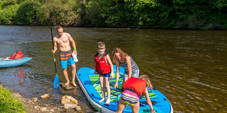 Plavba z Českého Krumlova do Zlaté Koruny na paddleboardu, raftu i kanoi až pro 6 osob