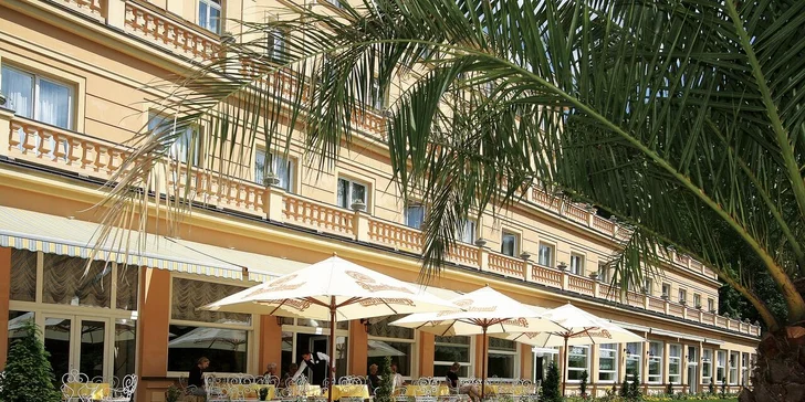 4* hýčkání v Karlových Varech: bazénové a wellness centrum i lázeňské procedury, snídaně či polopenze