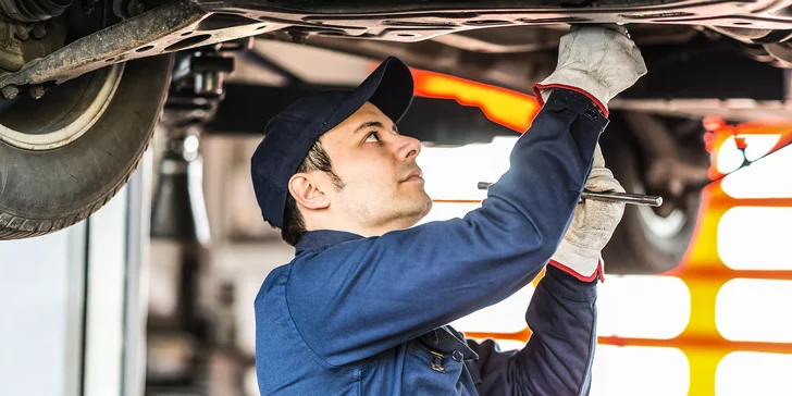 Udržte správný směr: seřízení přední i zadní nápravy automobilu