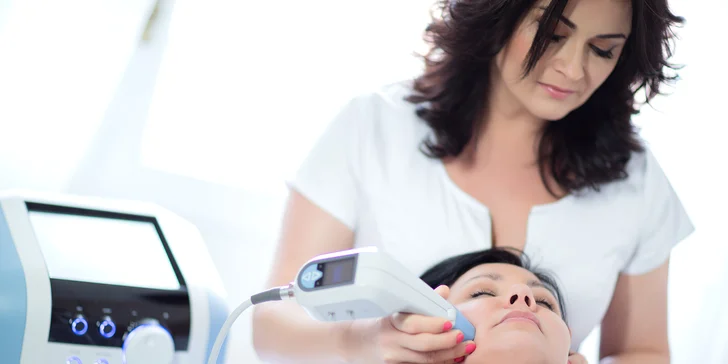 Poukaz na služby Petra Clinic v hodnotě až 5000 Kč: liposukce, epilace, redukce celulitidy aj.
