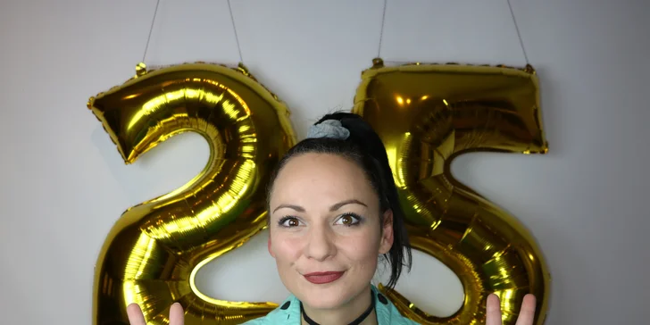 Parádní fotokoutek na jakoukoli akci: pronájem vč. obsluhy, rekvizit a fotek
