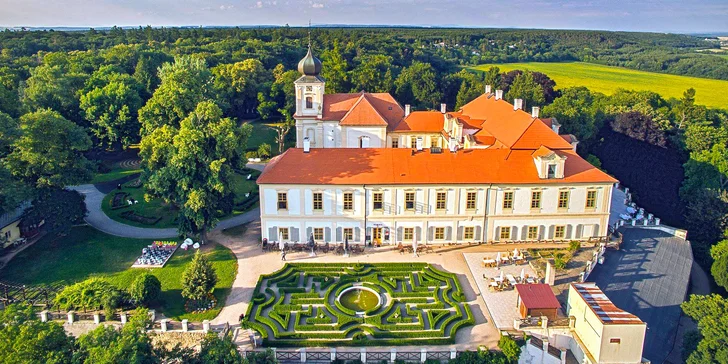 Výlet pro děti i dospělé: zámek Loučeň s labyrintáriem a Zoo Chleby, služby průvodce, vstupy v ceně
