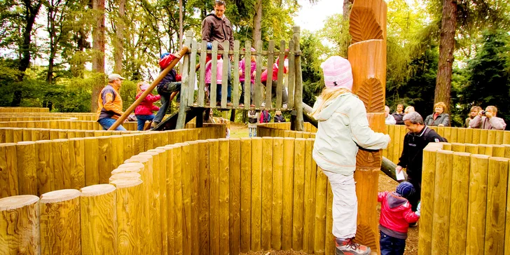 Výlet pro děti i dospělé: zámek Loučeň s labyrintáriem a Zoo Chleby, služby průvodce, vstupy v ceně