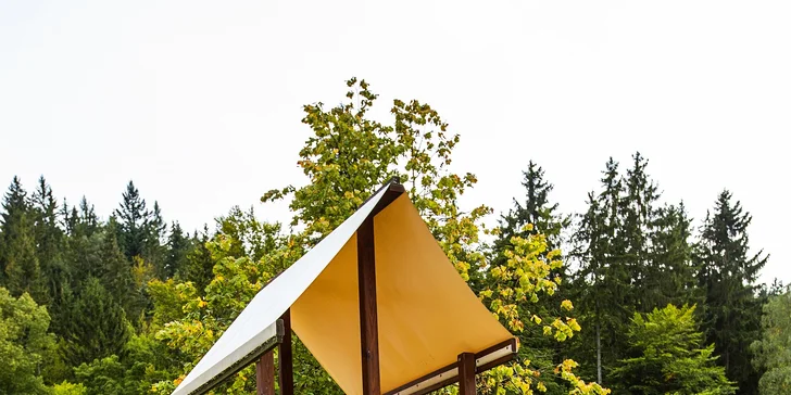 Penzion pod Černou horou: snídaně, bazén i vířivka a sauna, dětské hřiště, půjčení kol