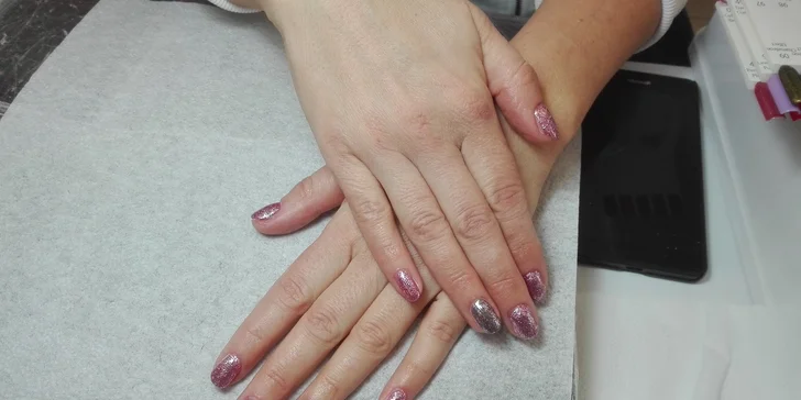 Pečujte o své nehty: manikúra s P-Shine, gel lakem, Shellacem nebo klasickým lakem