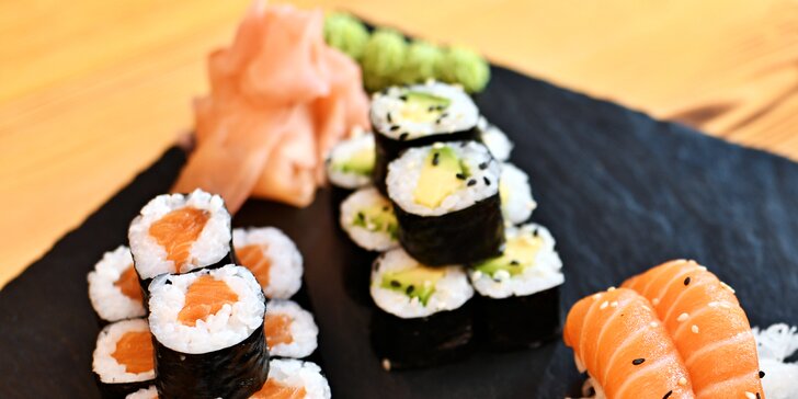 Sushi sety s klasickými i speciálními rolkami: 24–44 maki, nigiri, sashimi i uramaki