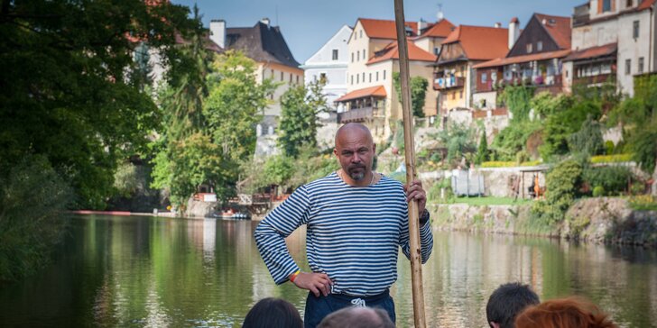 Projeďte se na voru centrem Českého Krumlova: červenec až září, 50minutové plavby