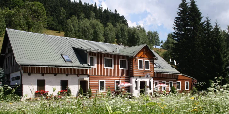 Dovolená v Krkonoších: ubytování se stravou jen kousek od lanovky na Sněžku
