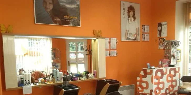 Krásné a zdravé nehty: Klasická manikúra, lakování gellakem či modeláž nehtů