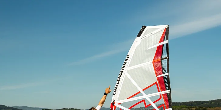 Základní kurz windsurfingu s juniorským mistrem Česka a Rakouska