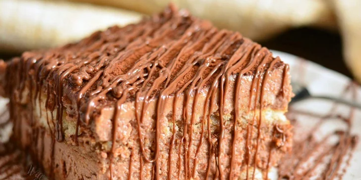 Celý dort tiramisu s sebou: s amarettem, jahodami, nutellou i limoncellem