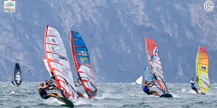 Windsurfingový kurz pro pokročilé s mistrem Česka a Rakouska Petrem Čechem