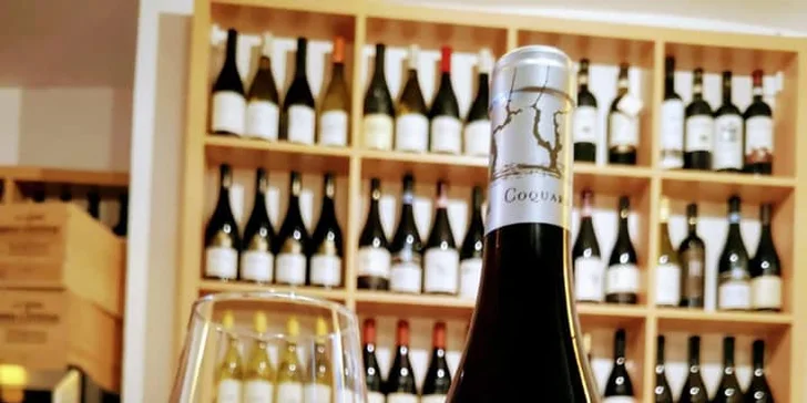 Pochutnejte si: grand tapas talíř pro 2 osoby i červené nebo bílé víno