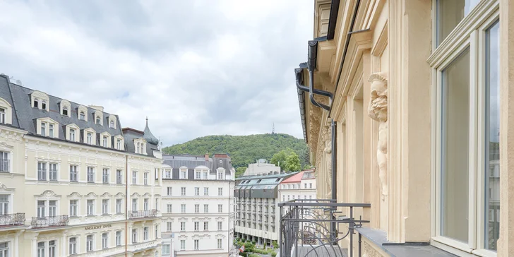 4* hotel jen 2 minuty od kolonády: jídlo, neomezený wellness i procedury