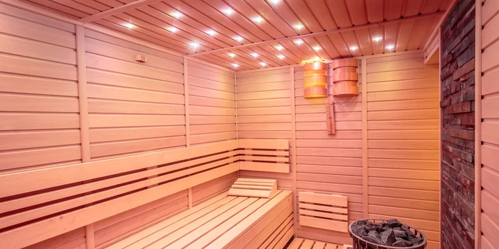 Podzimní pobyt u Macochy: moderní pokoje, privátní wellness a výlety
